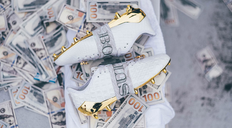 snoop dogg cleats gold