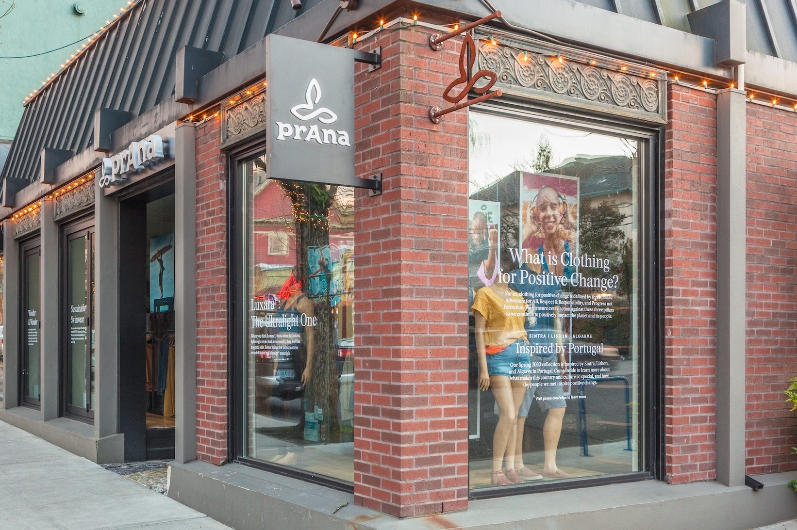 prAna storefront