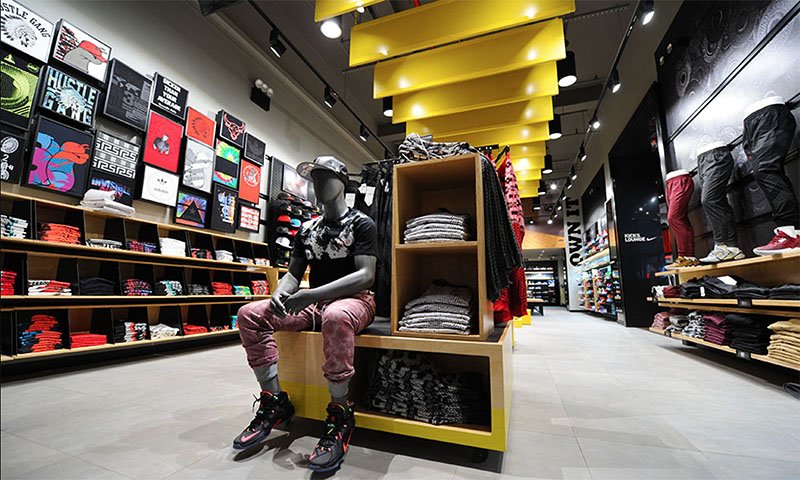 Foot Locker — Warwick Mall