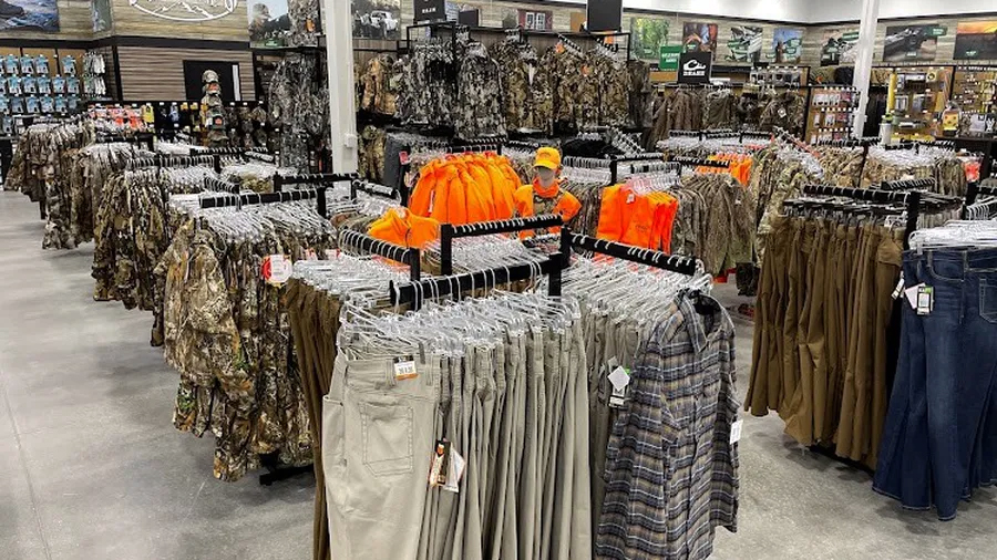 EXEC: Sportsman’s Warehouse Sets Aggressive Markdowns as Business Weakens Further